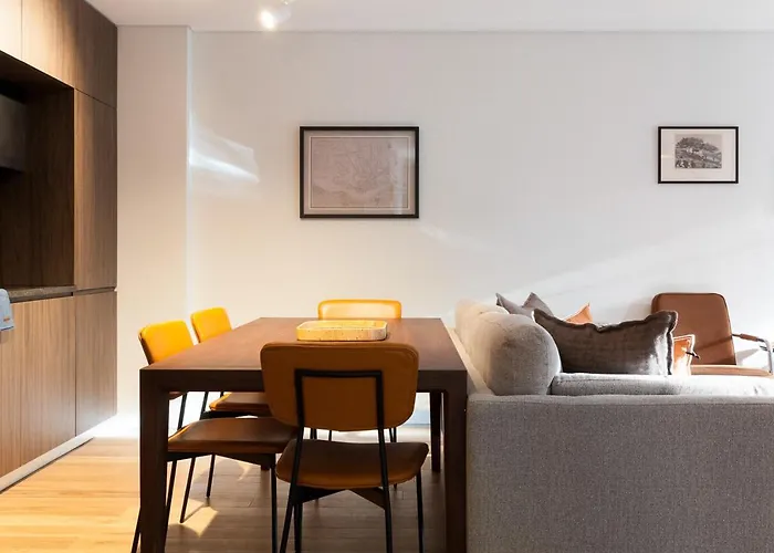 Viva Whilom Secret With Garage * Oporto