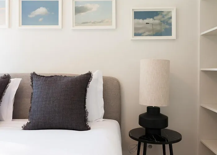 Viva Whilom Secret With Garage アパート *