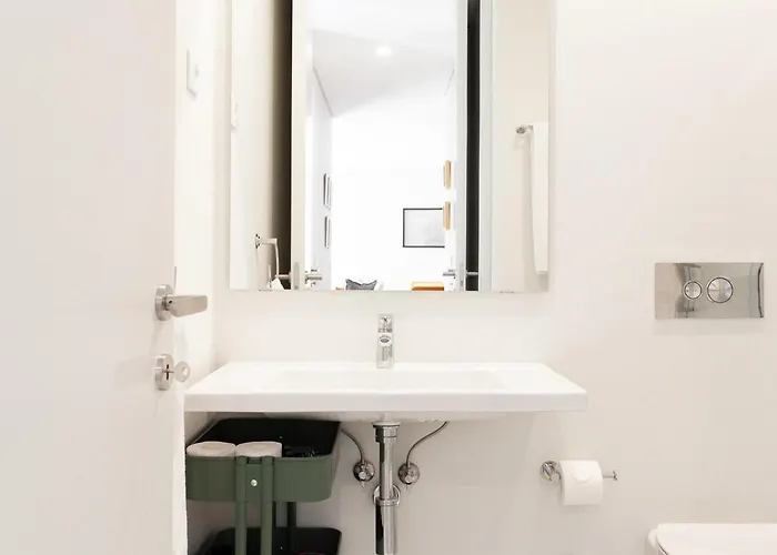 Viva Whilom Secret With Garage Apartment Porto