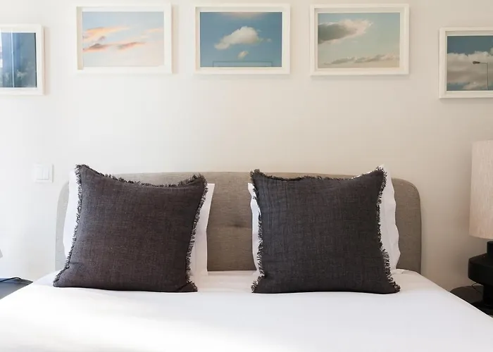 Viva Whilom Secret With Garage * Porto